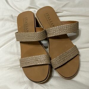 Tan braided wedges